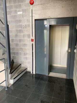 Buitenparking te koop in de residentie Arion in het centrum van Knokke.<br /><br />Parking gelegen op de dakverdieping in de residentie. Gemakkelijke in- en uitrit.