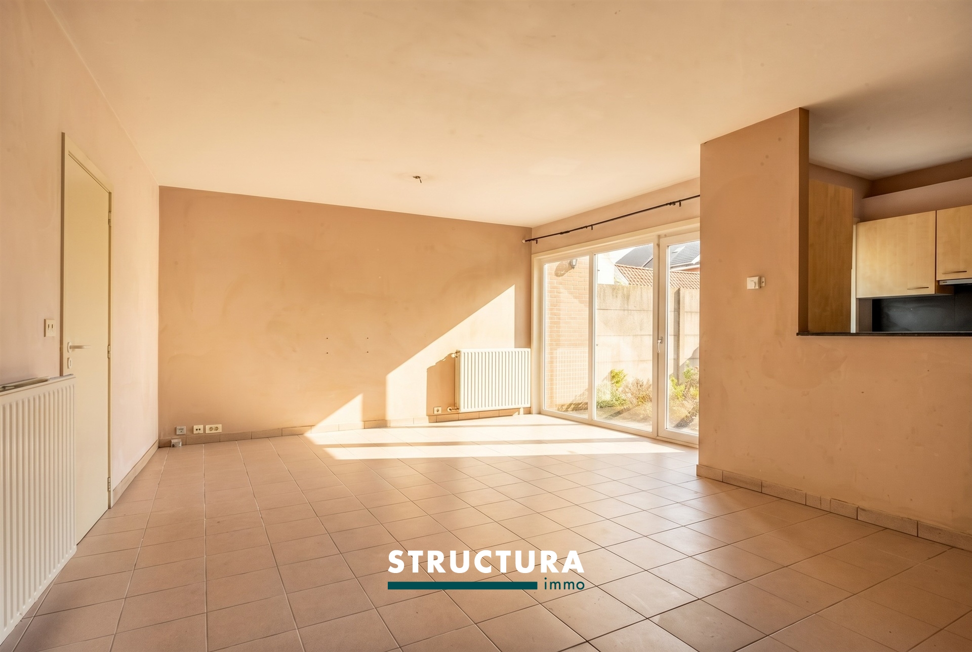Appartement de plain-pied à rafraîchir avec 2 chambres et jardin - photo 2