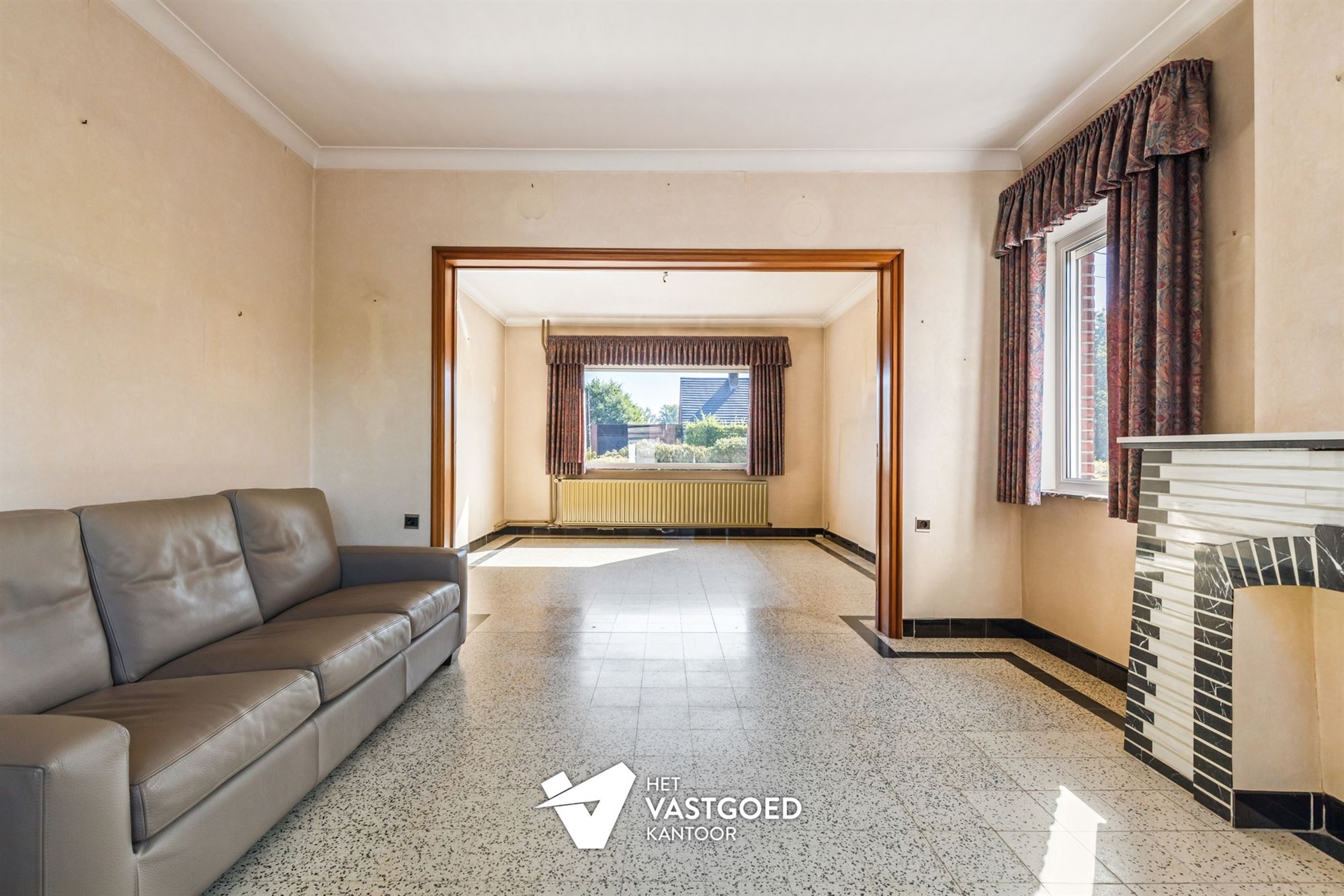 WONING MET POTENTIEEL (155M²) MET 3 SLAAPKAMERS EN GARAGE OP EEN PERCEEL VAN 12 ARE TE TESSENDERLO - foto 5