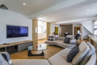 Ben jij op zoek naar een uitzonderlijk appartement/woning te koop in Kortrijk? Dit uniek appartement/woning in de Avondzonweg 8 combineert...