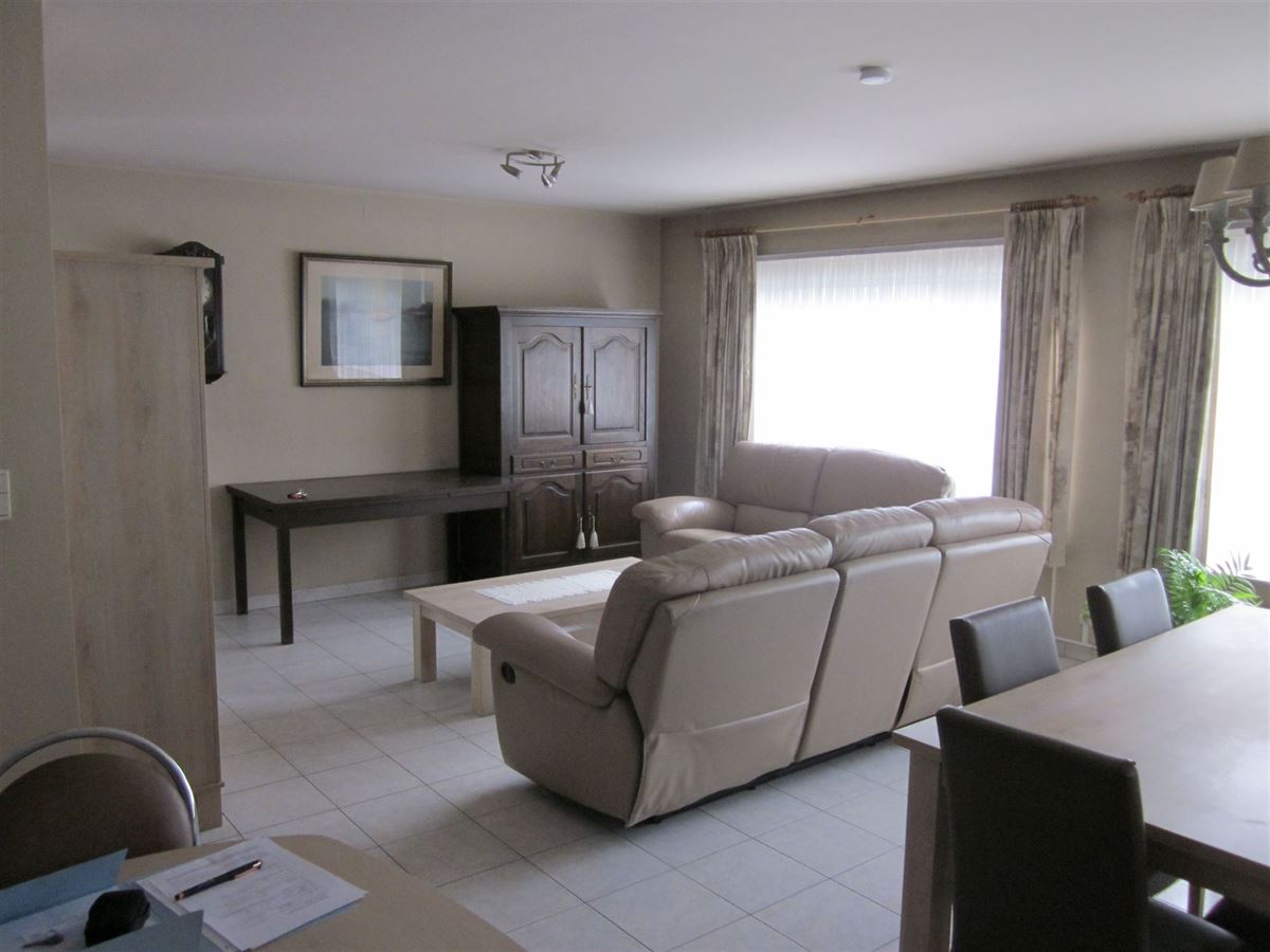 Appartement gelijkvloers met garage - foto 5