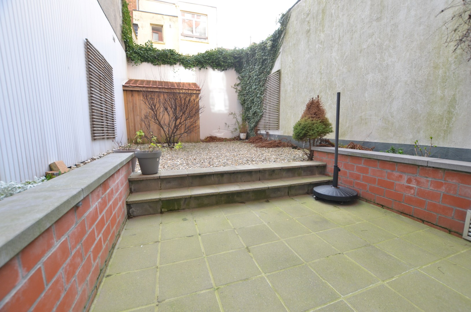 Mooie gelijkvloerse studio met tuin/terras - foto 5