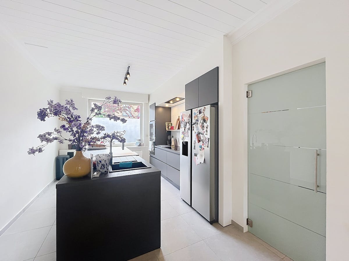 House for rent with 3 bedrooms in Bruges. - photo 2
