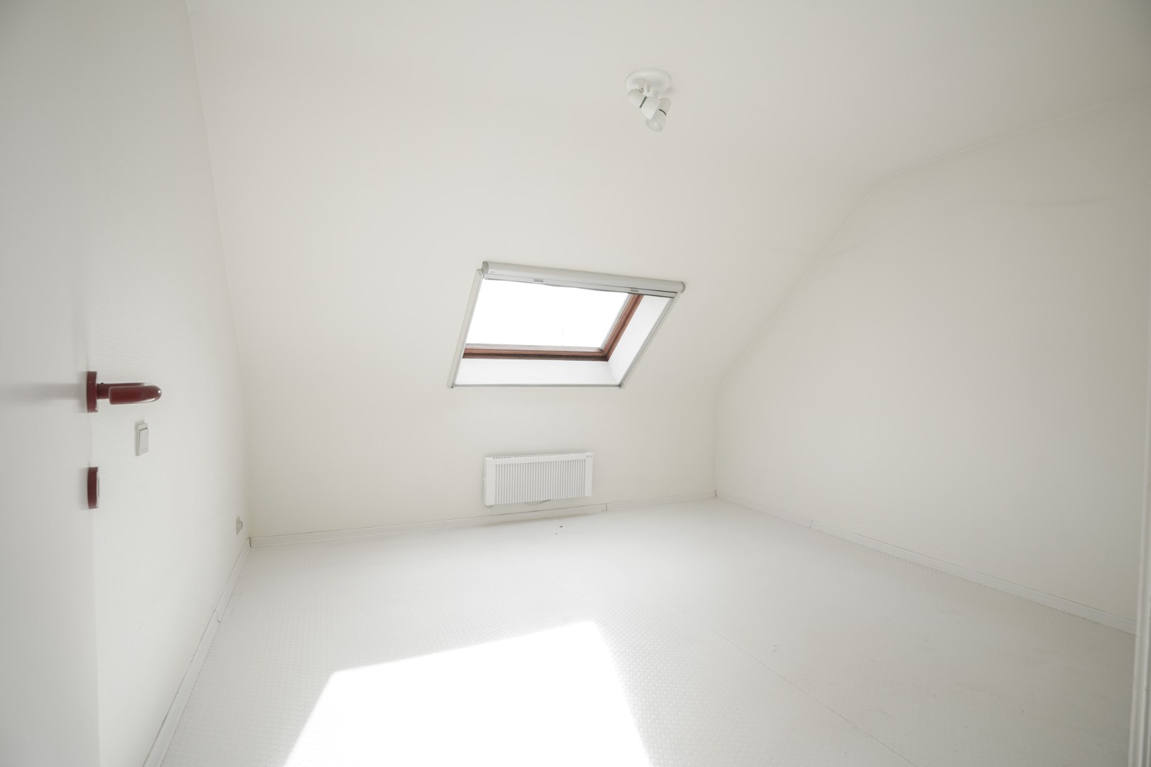 Gezellig appartement (67 m²) met overdekt terras + grote zolder nabij de Markt. - foto 5