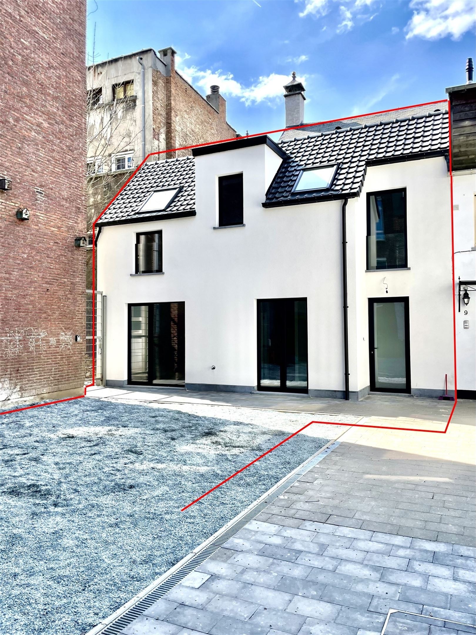 CO-WONEN => HALF-OPEN STADSWONING 3SLK + 2 BADK + PRIVÉ TERRAS EN PLEIN - foto 1