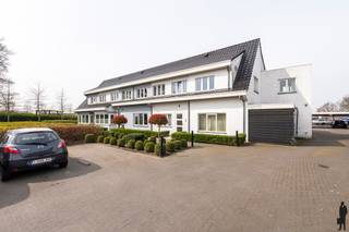 Instapklaar 2-slaapkamer appartementDit instapklare appartement met 2 slaapkamers biedt een ideale combinatie van comfort en functionaliteit. Gelegen...