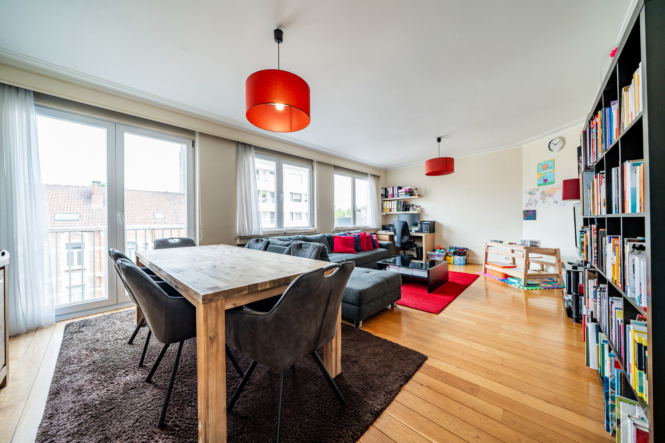 Ruim appartement met 2 slk+balkon te koop in Schaarbeek 🏡✨ - foto 4