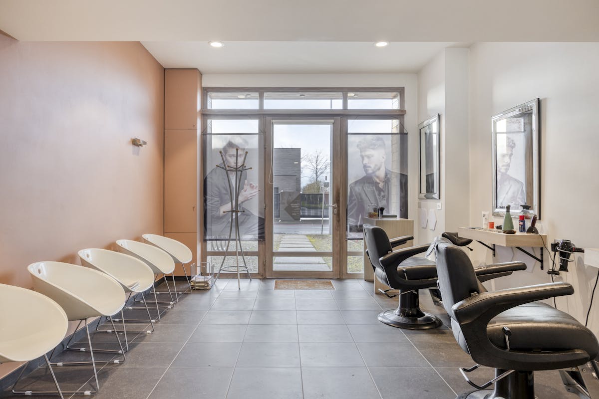 Commerciële ruimte met woning te koop in Lendelede - foto 2