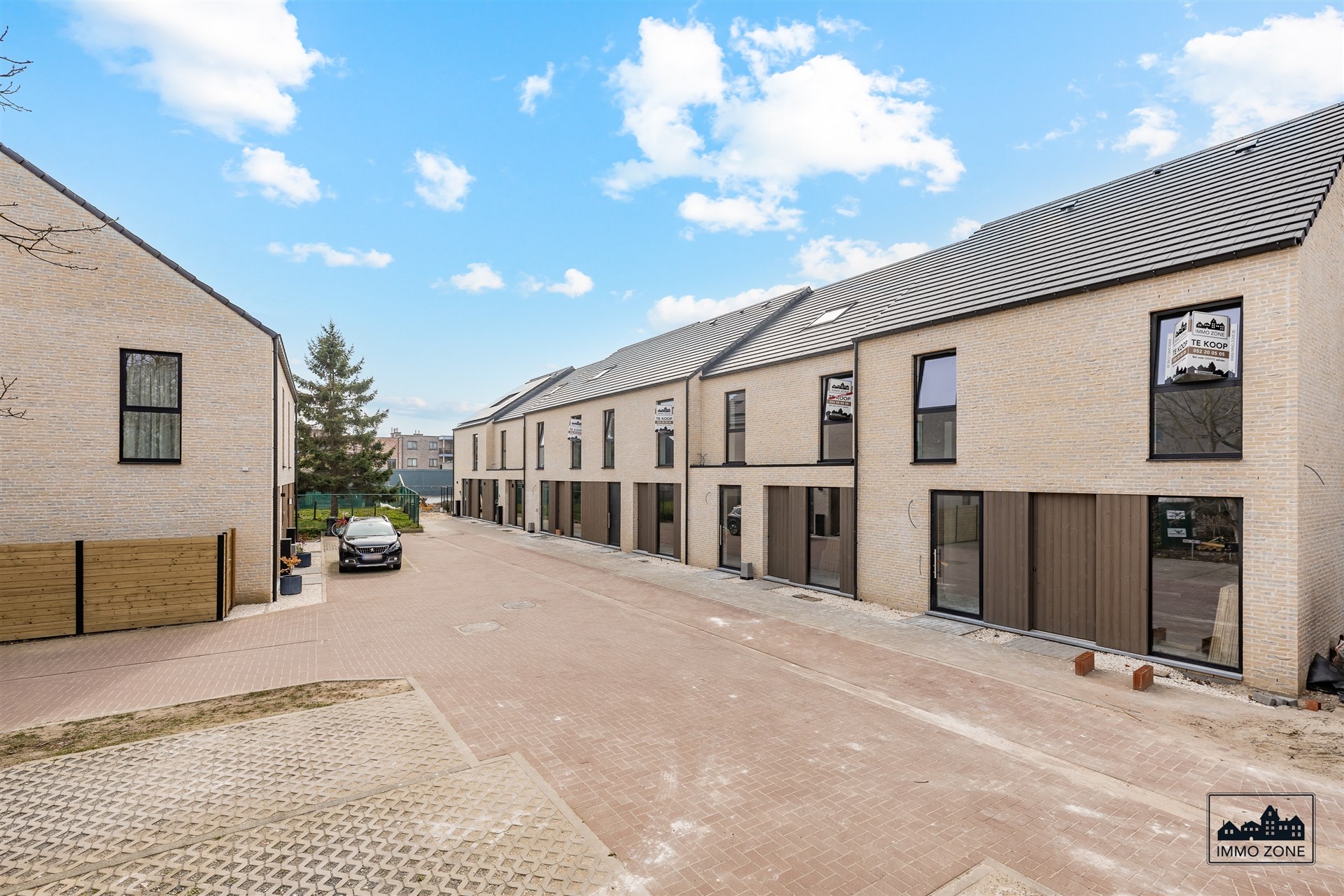 Nieuwbouwwoning in rustig binnengebied - foto 1