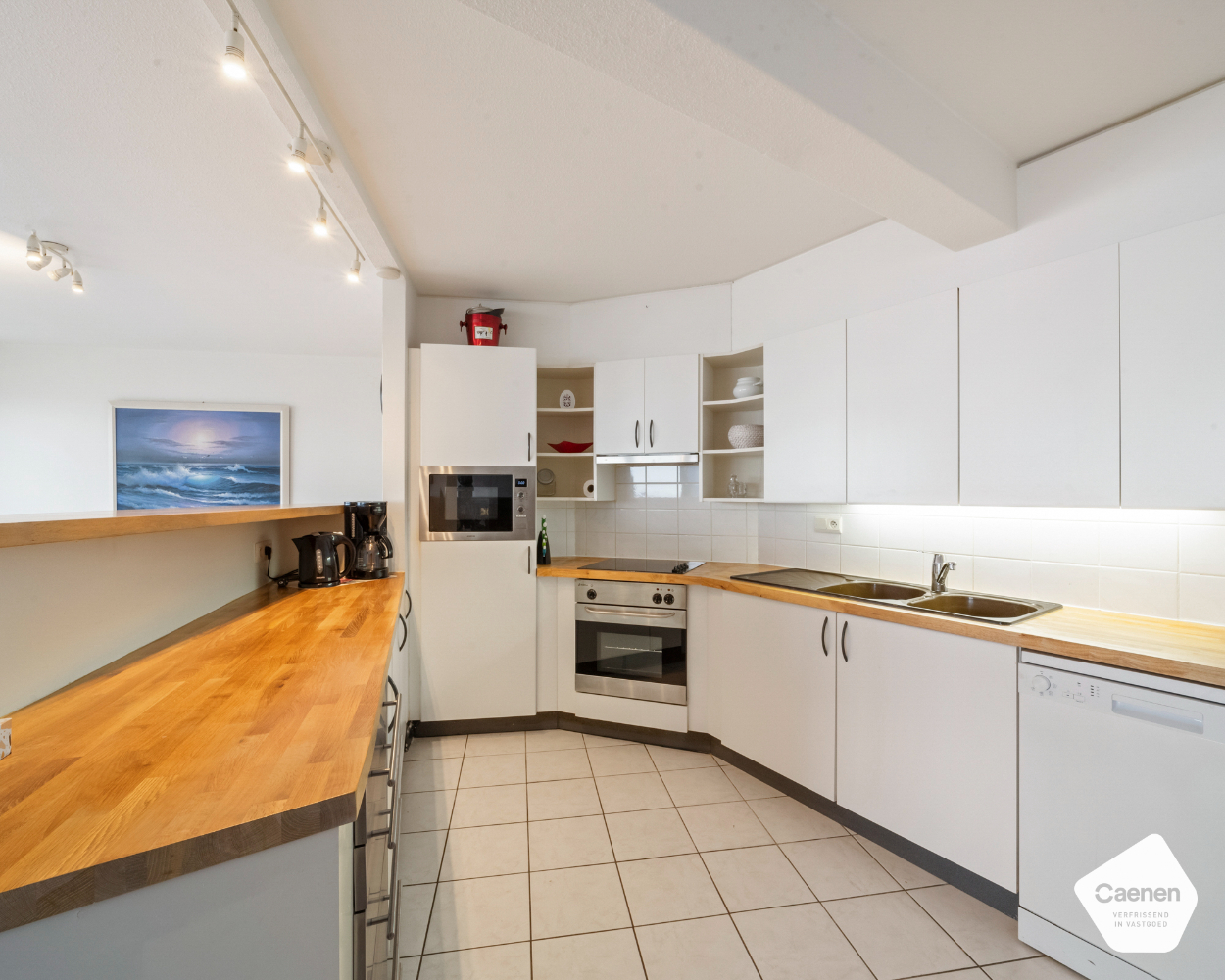 Gerenoveerd twee slaapkamer appartement met zowel frontaal zeezicht als zicht op het hinterland - foto 5