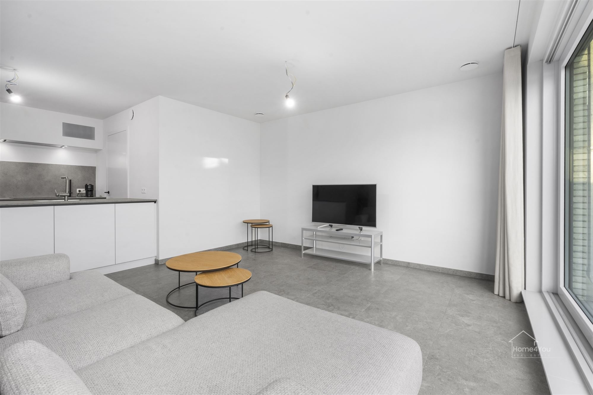 Zeer ruim 3 slaapkamer appartement (2023)  - foto 4