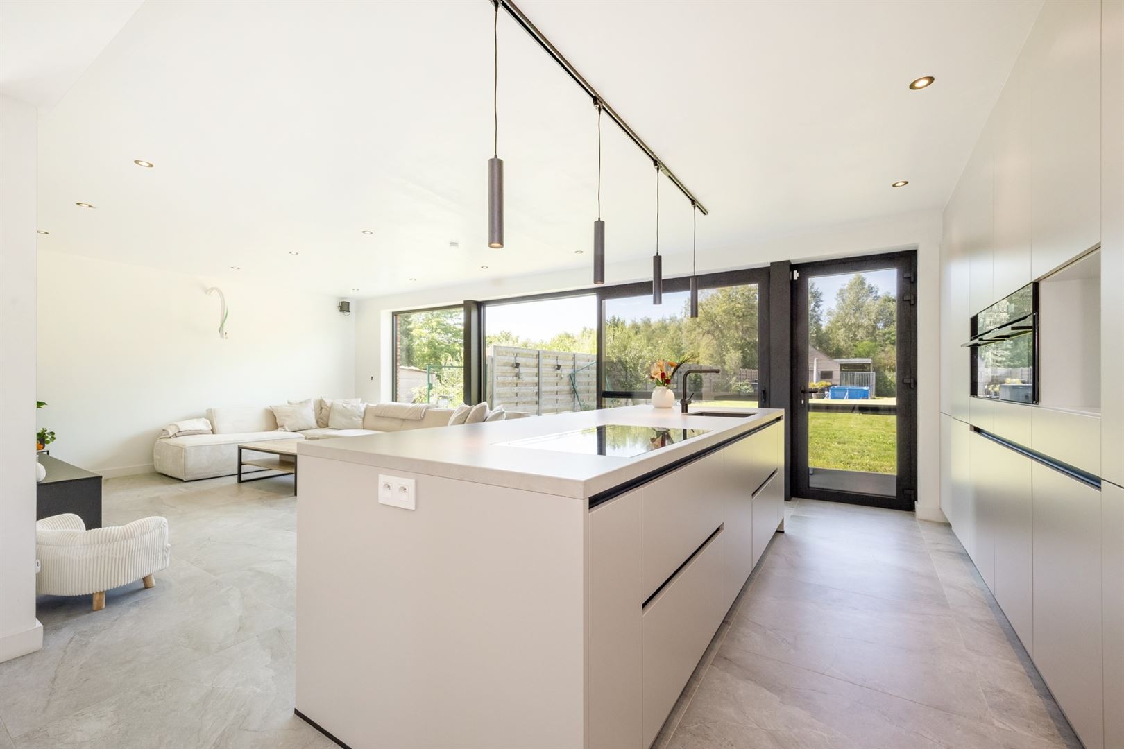 Woning met drie slaapkamers in een rustige omgeving - foto 4