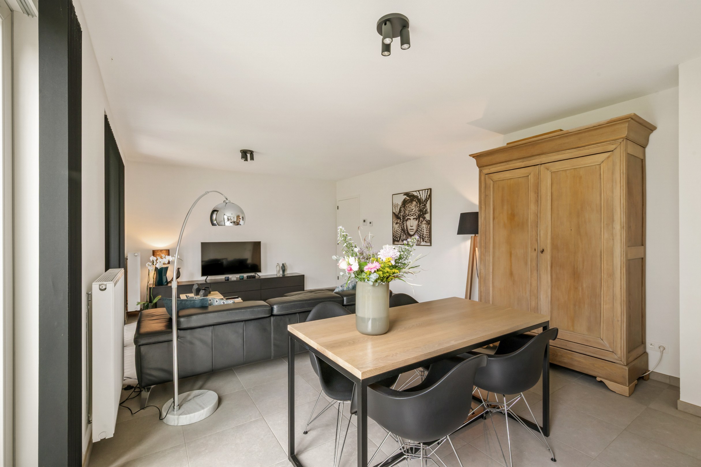 Appartement au rez-de-chaussée avec jardin et parking. - photo 4