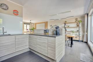 ID 7676498: Verrassend ruim én energievriendelijk appartement (141m²) met lift,4 slaapkamers, garage en ruime terras (34m²). Op wandelafstand van...