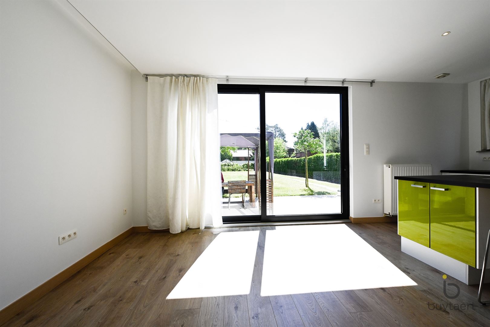 Gelijkvloerse woning met tuin te Schilde. - foto 4