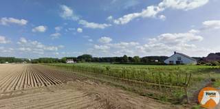 <strong>OORDEGEM - Landbouwgrond op 22a 30ca</strong><br /><br />Dit stuk landbouwgrond heeft een oppervlakte van 2230 m²<br />Dit perceel kunt u terugvinden onder LEDE/ 5 AFD/ OORDEGEM/ C/ 15C - 16C<br /><br />De landbouwgrond is gelegen in agrarisch gebied en is verpacht.<br /><br />Meer informatie kan telefonisch via: 053/60.65.66<br /><br />De vermelde prijs is een richtprijs. Na ontvangst van de biedingen zal de verkoper beslissen of hij/zij de eigendom verkoopt aan het beste bod. De richtprijs is aldus niet bindend voor de verkoper. Voor meer info kunt u ons contacteren 053/60.65.60. of het reglement raadplegen op onze website www.horse-immo.be