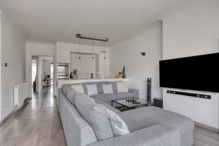 Ben je op zoek naar een instapklaar en recent gerenoveerd appartement in Deurne? Dan is dit appartement te koop op de Ter Heydelaan wellicht iets...