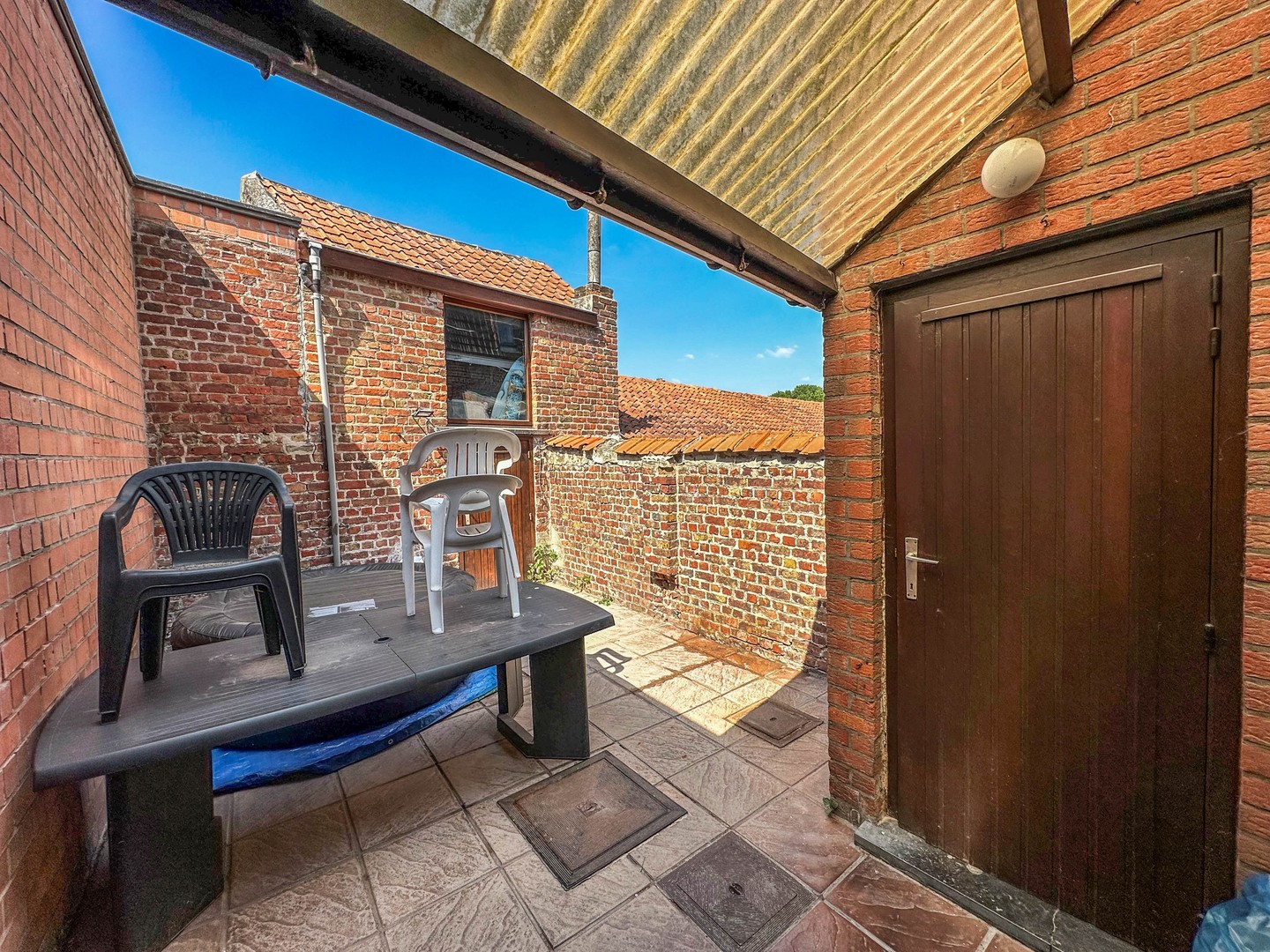 Gezellige en gunstig gelegen rijwoning met zonnige koer. - foto 4