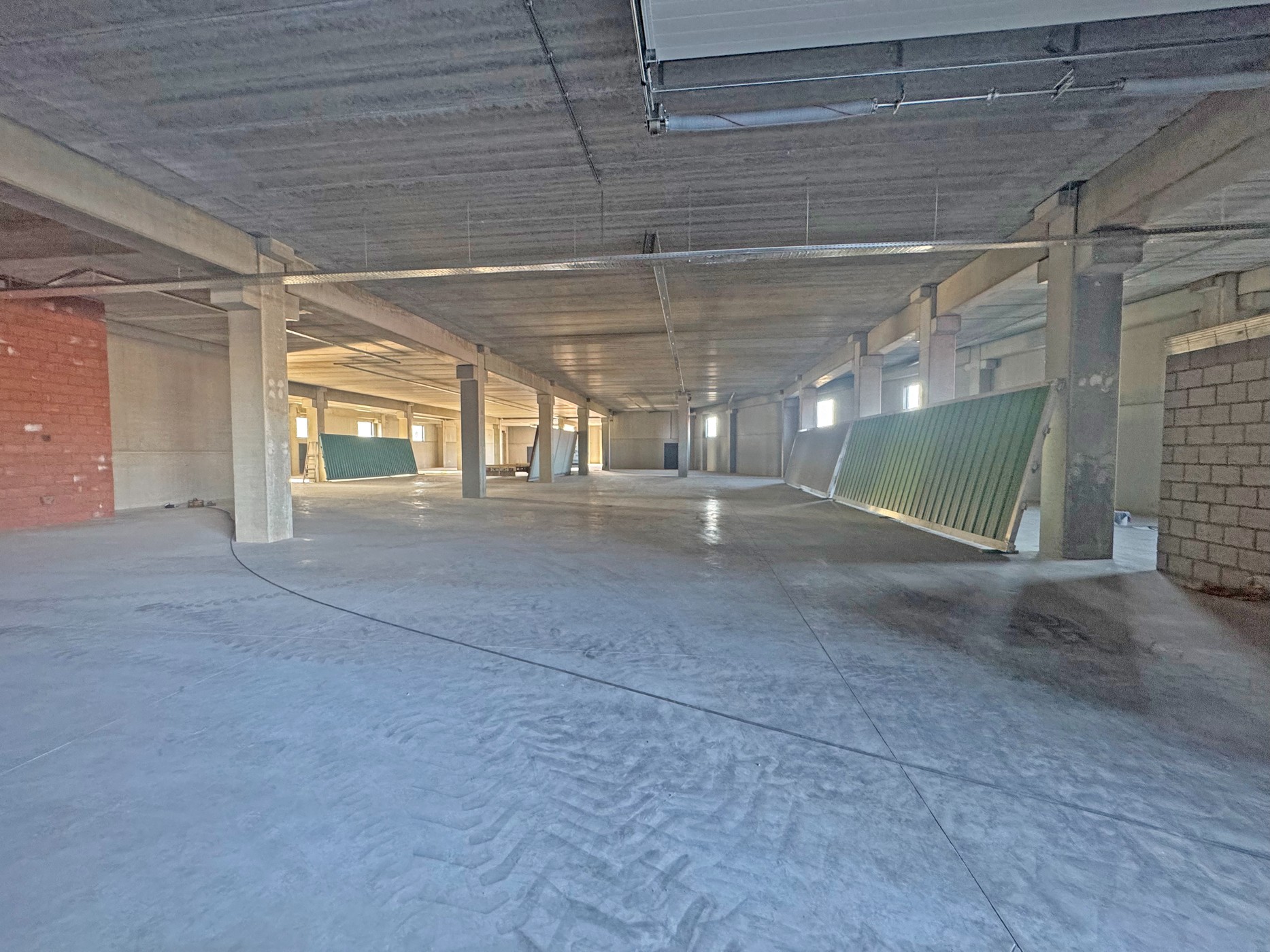 Te huur: Modern en uitbreidbaar magazijn met kantooroptie te Gent - foto 4