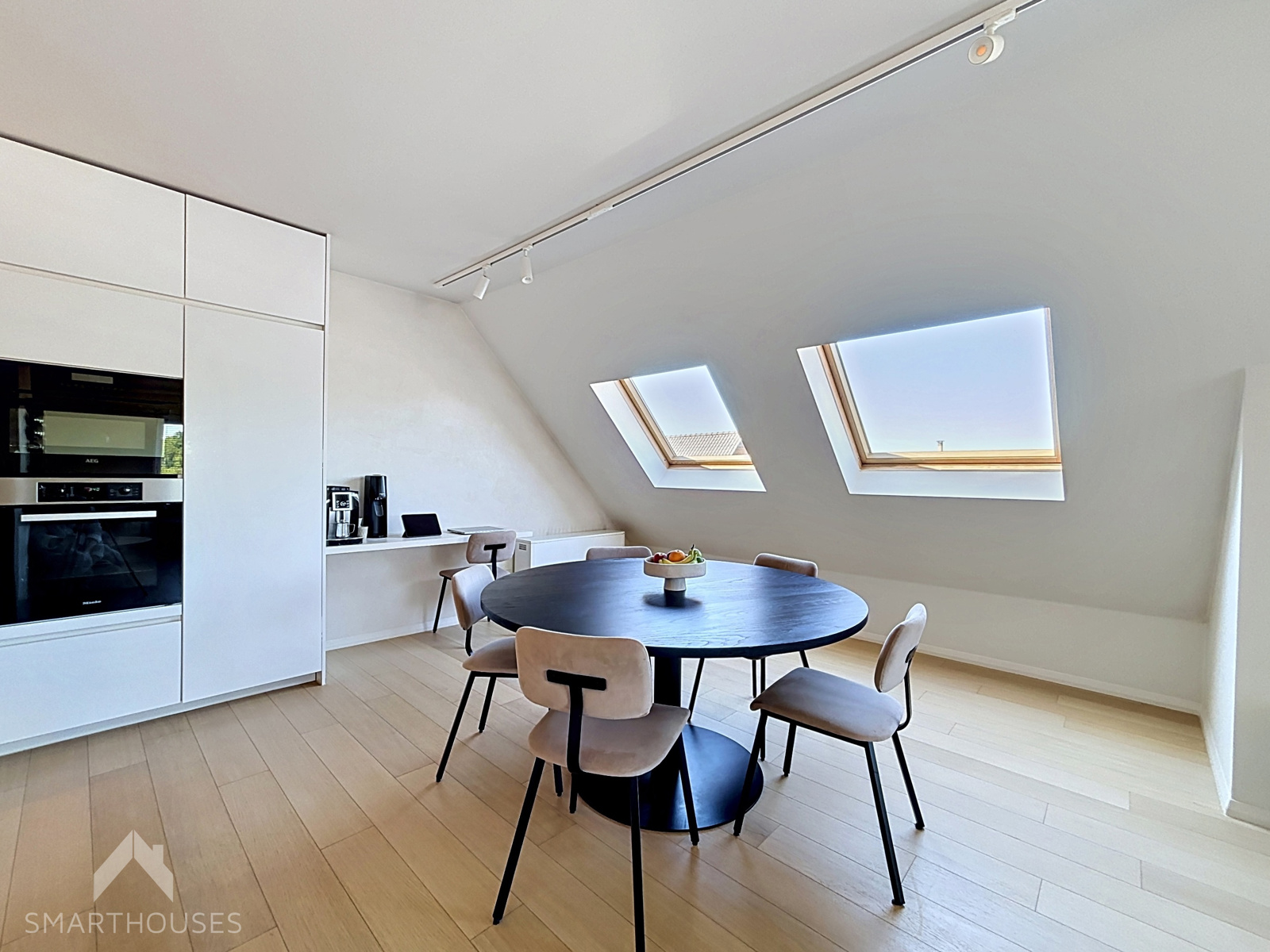 Ruim en gerenoveerd appartement op toplocatie in Torhout - foto 5