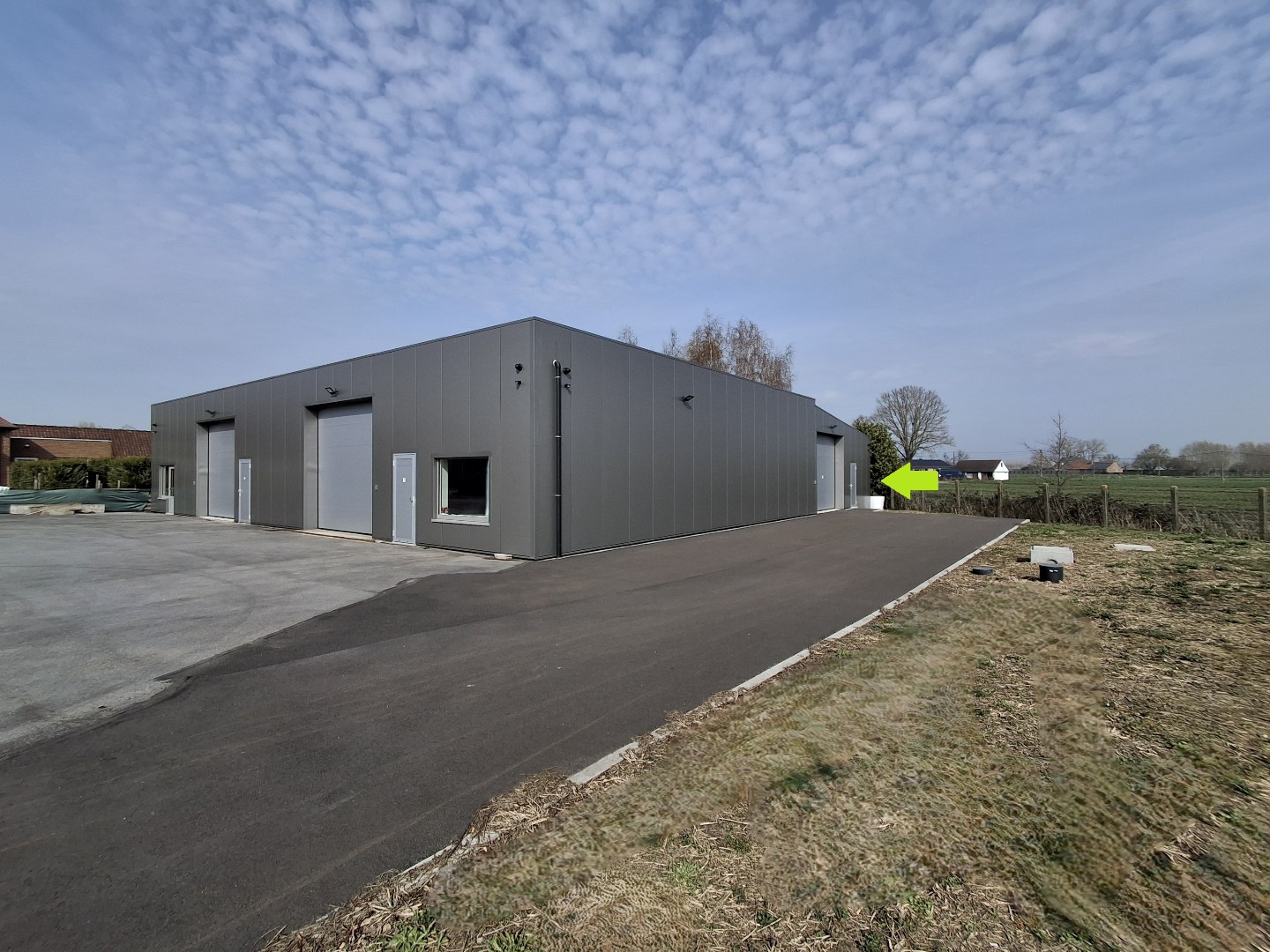 INSTAPKLARE LOODS VAN 216 M² MET UITSTEKENDE BEREIKBAARHEID - foto 5