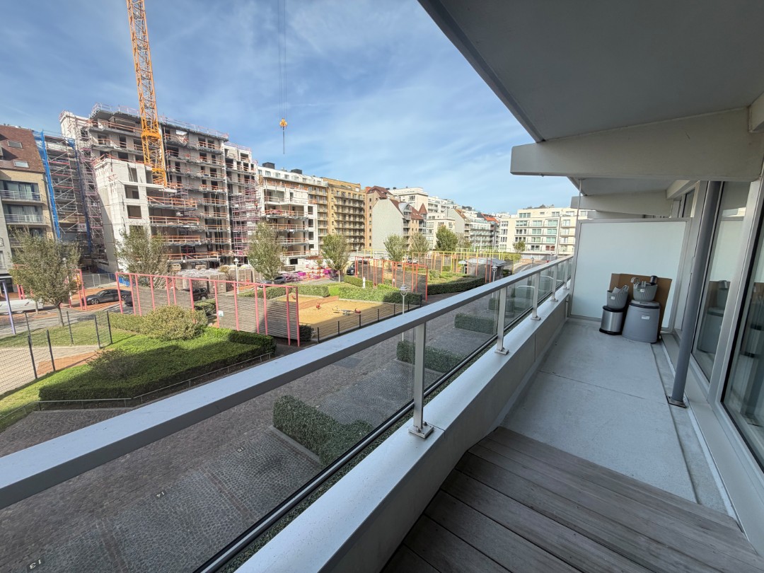 Ruim appartement met 1 slaapkamer en mogelijkheid tot slaaphoek - foto 1