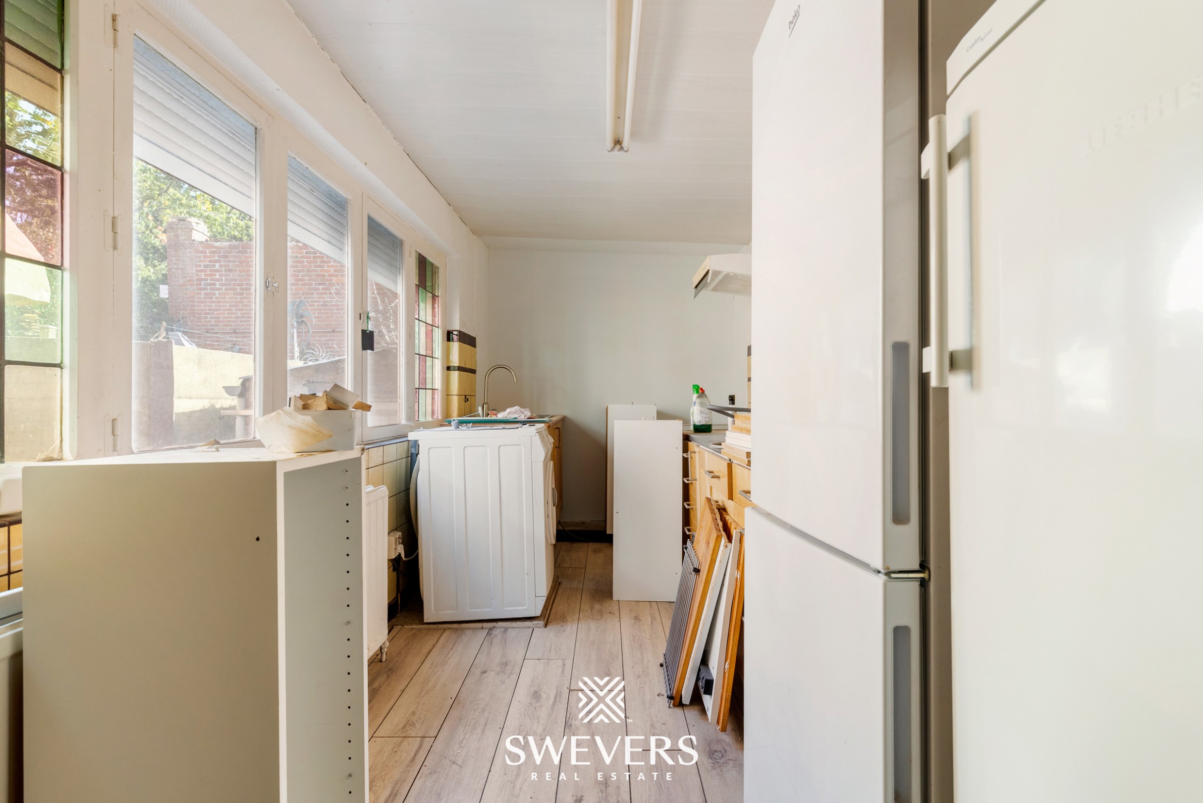 Uitstekend gelegen te renoveren woning met 3 slaapkamers - foto 5