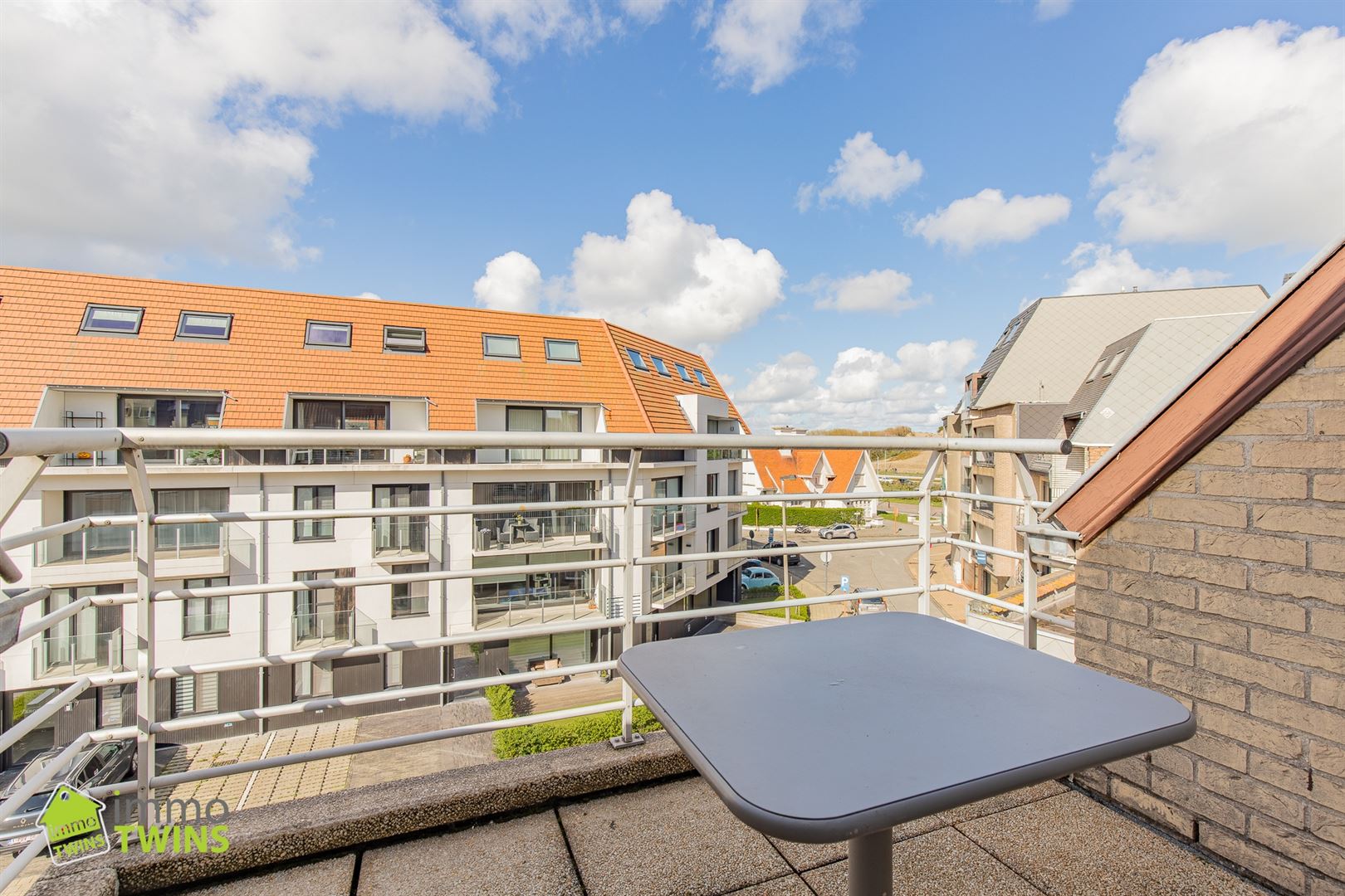 Ruim duplex appartement met terras te Bredene  - foto 5