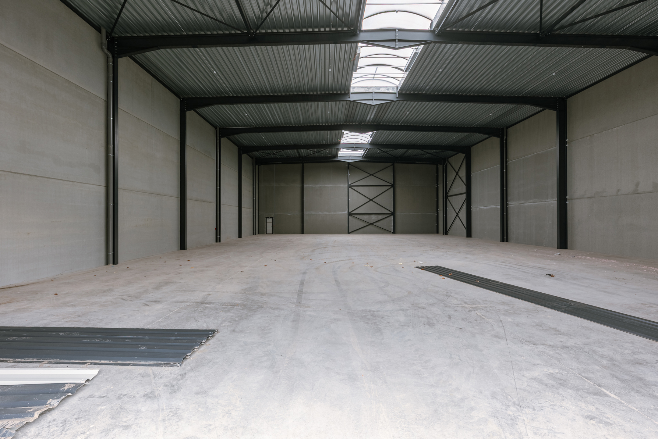 Commercial à vendre à Oostkamp - photo 1