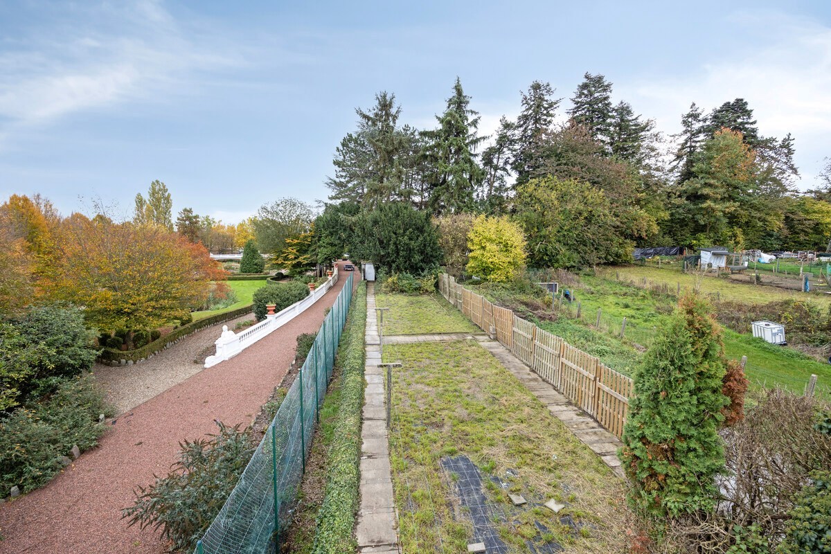 Maison moderniste avec un agencement spacieux et un jardin ensoleillé à Tongres-Nerem. - photo 2