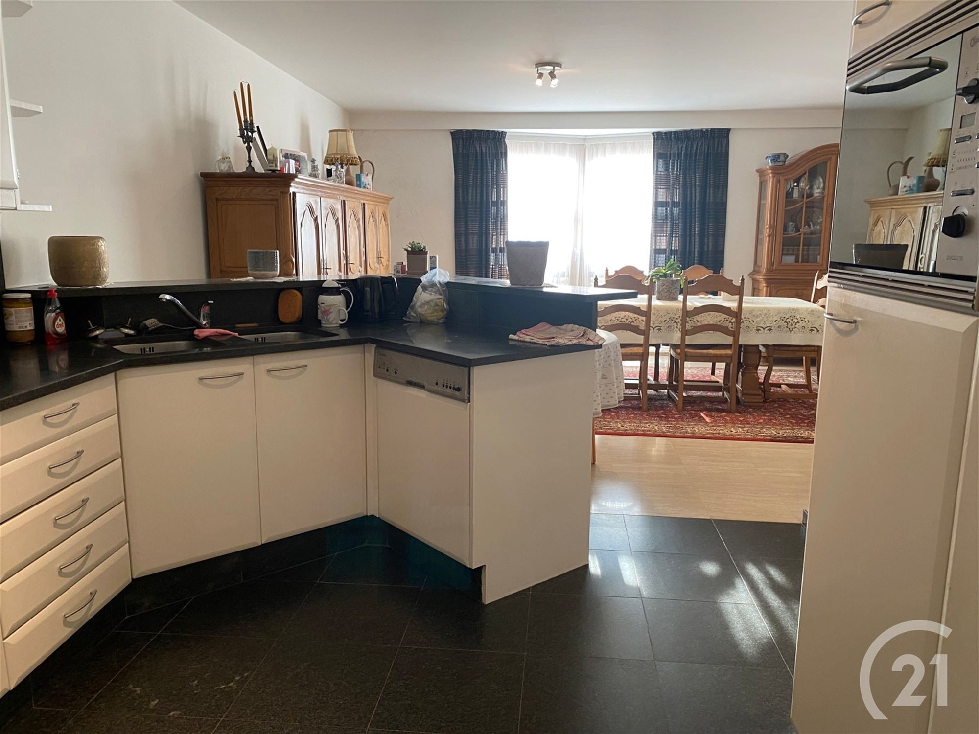 Instapklaar appartement met 3 slaapkamers en groot terras - foto 4