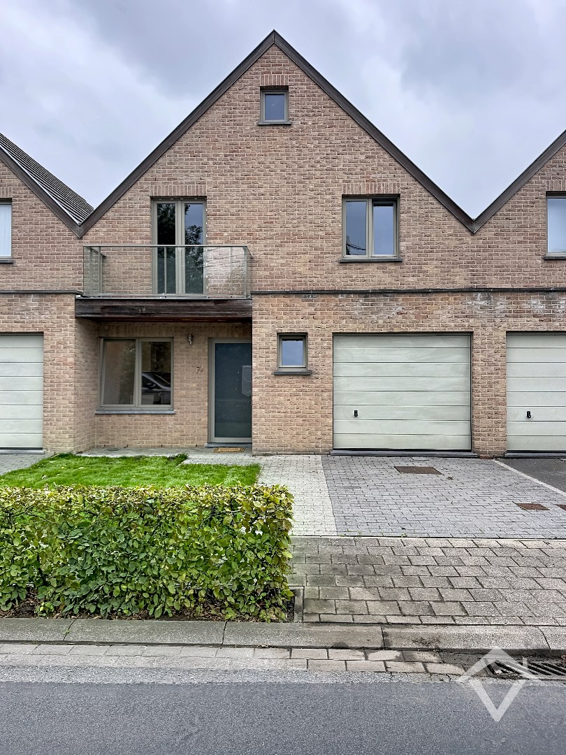 Woning met 3 slaapkamers en garage te Staden - foto 1