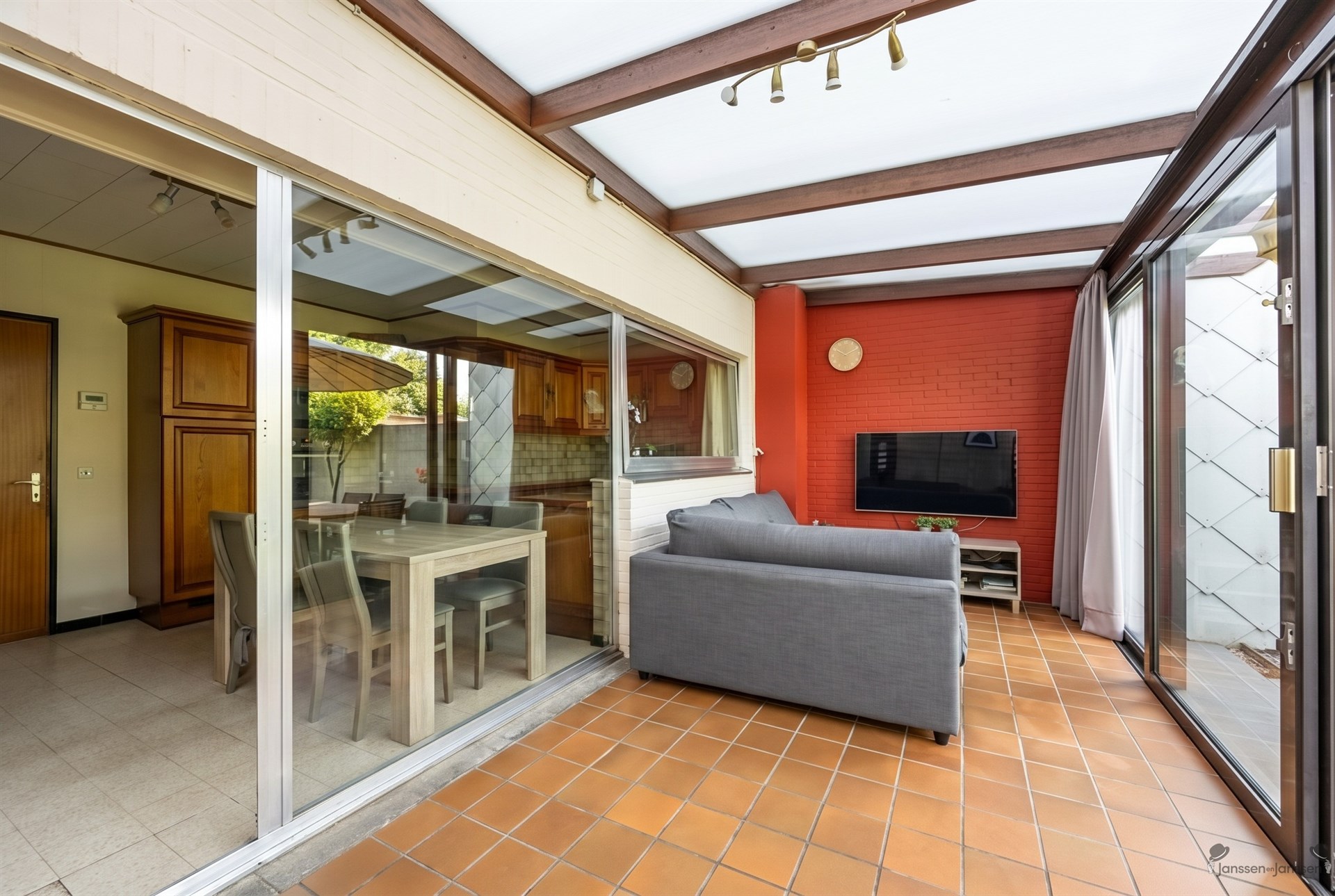 house - photo 5