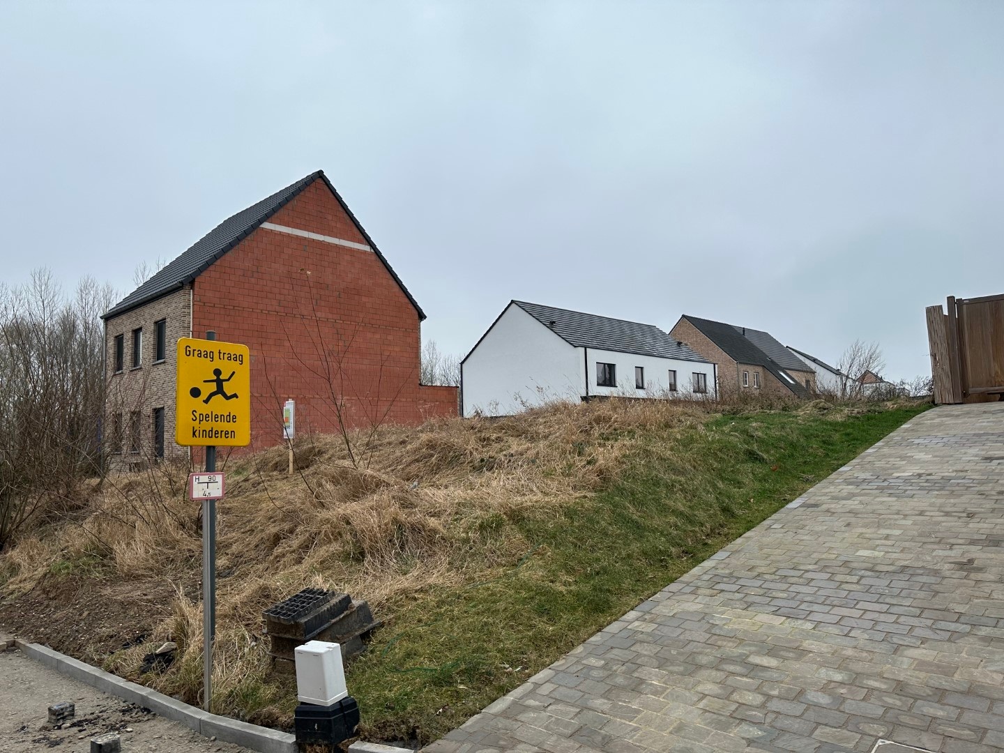 Bouwgrond voor halfopen bebouwing in Heers - photo 4