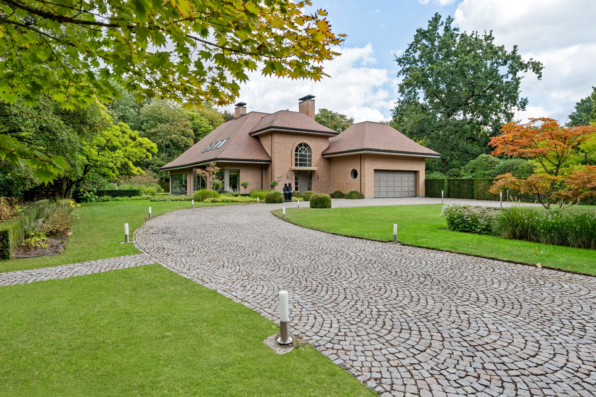 Exclusieve villa met zwembad op toplocatie - foto 3