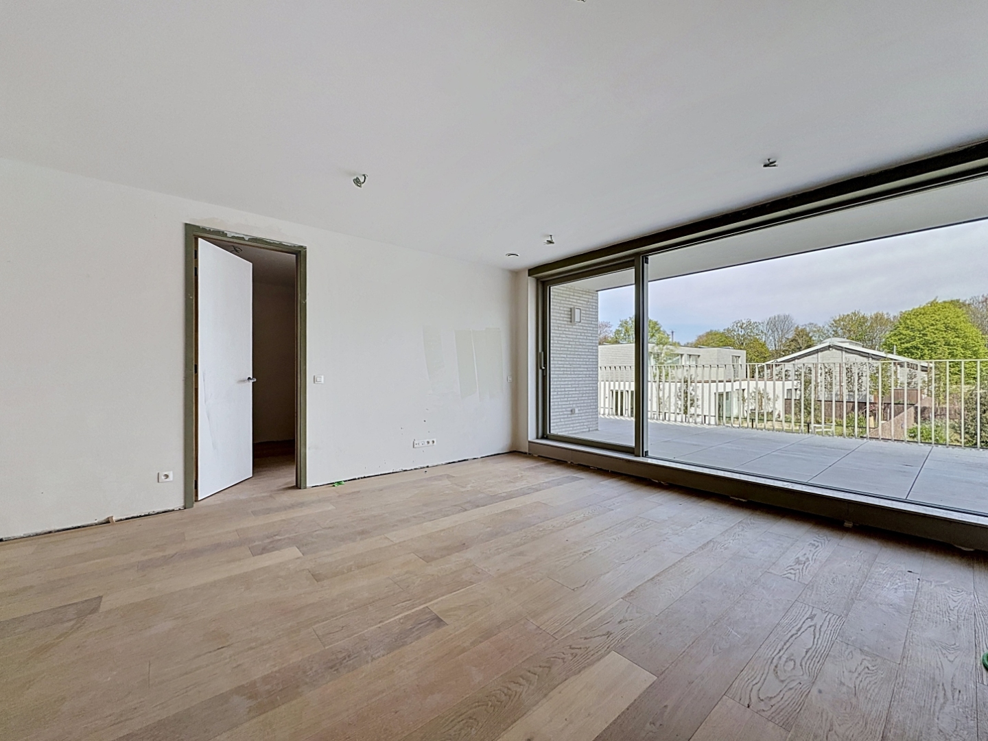 Grand appartement ensoleillé à Saint-Idesbald. - photo 4