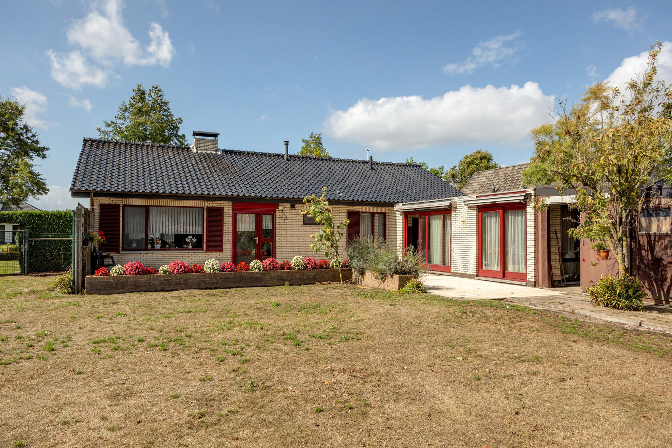 Huis te koop in Hoogstraten met 2 slaapkamers - foto 2