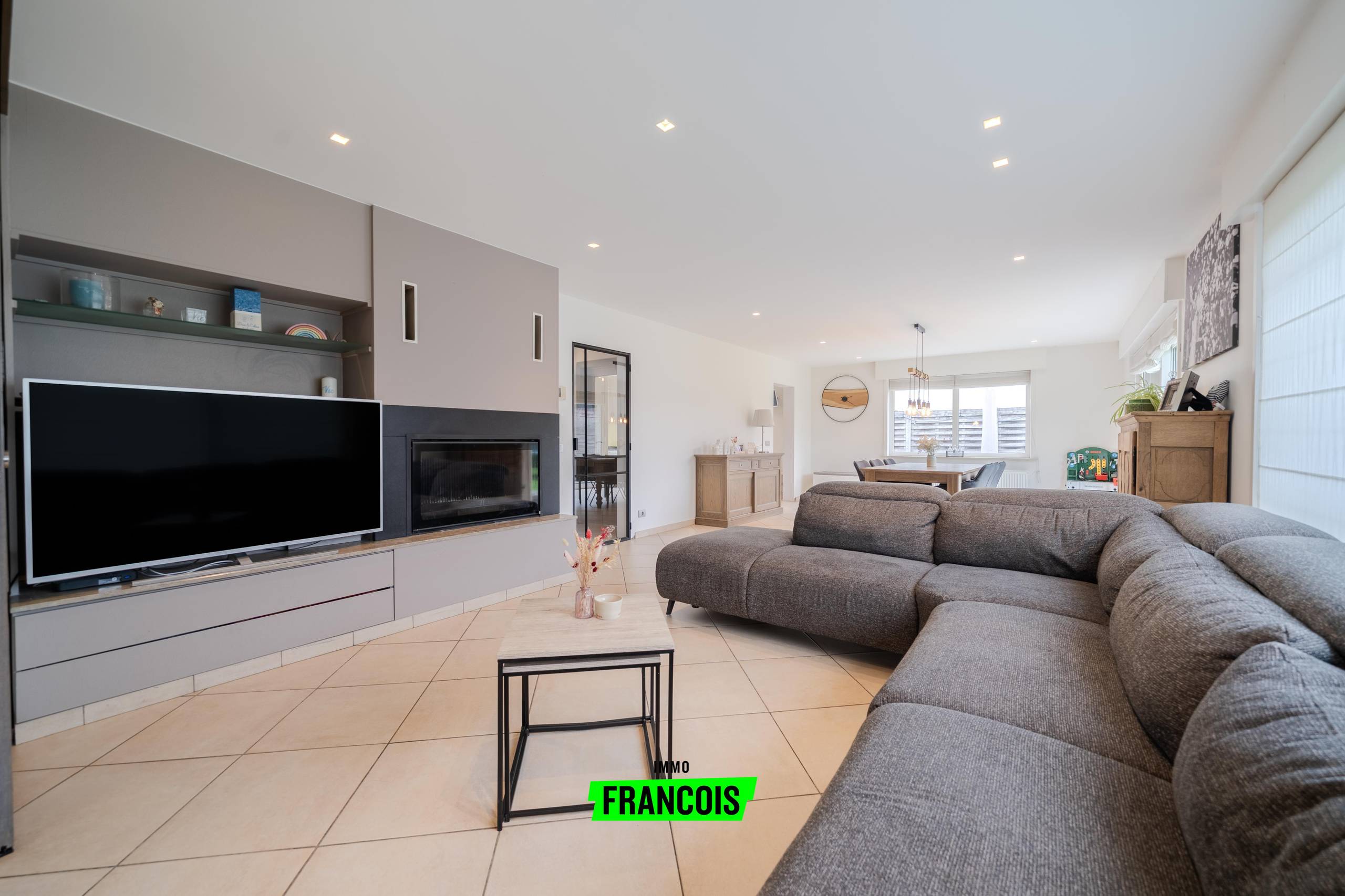 Unieke woning met 5 slaapkamers en ruime loods in het industrieterrein te Diksmuide - foto 5