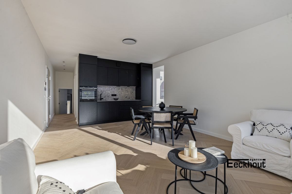 Luxueus en lichtrijk appartement in het centrum van Oostende! - foto 1