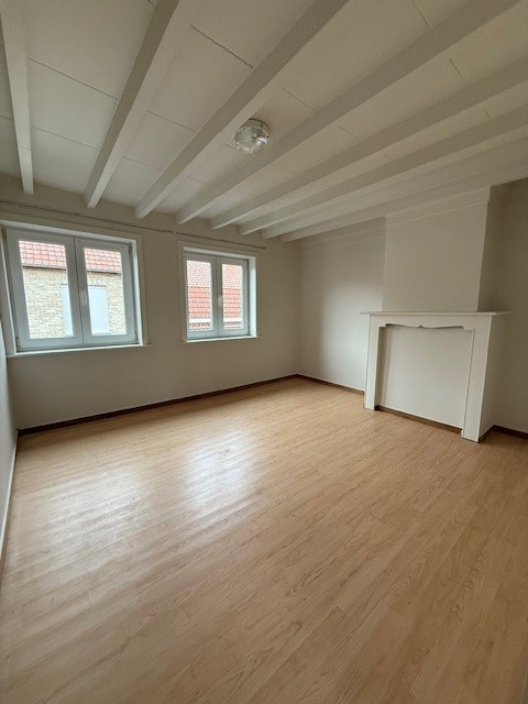 Centraal gelegen, deels te renoveren woning - foto 5