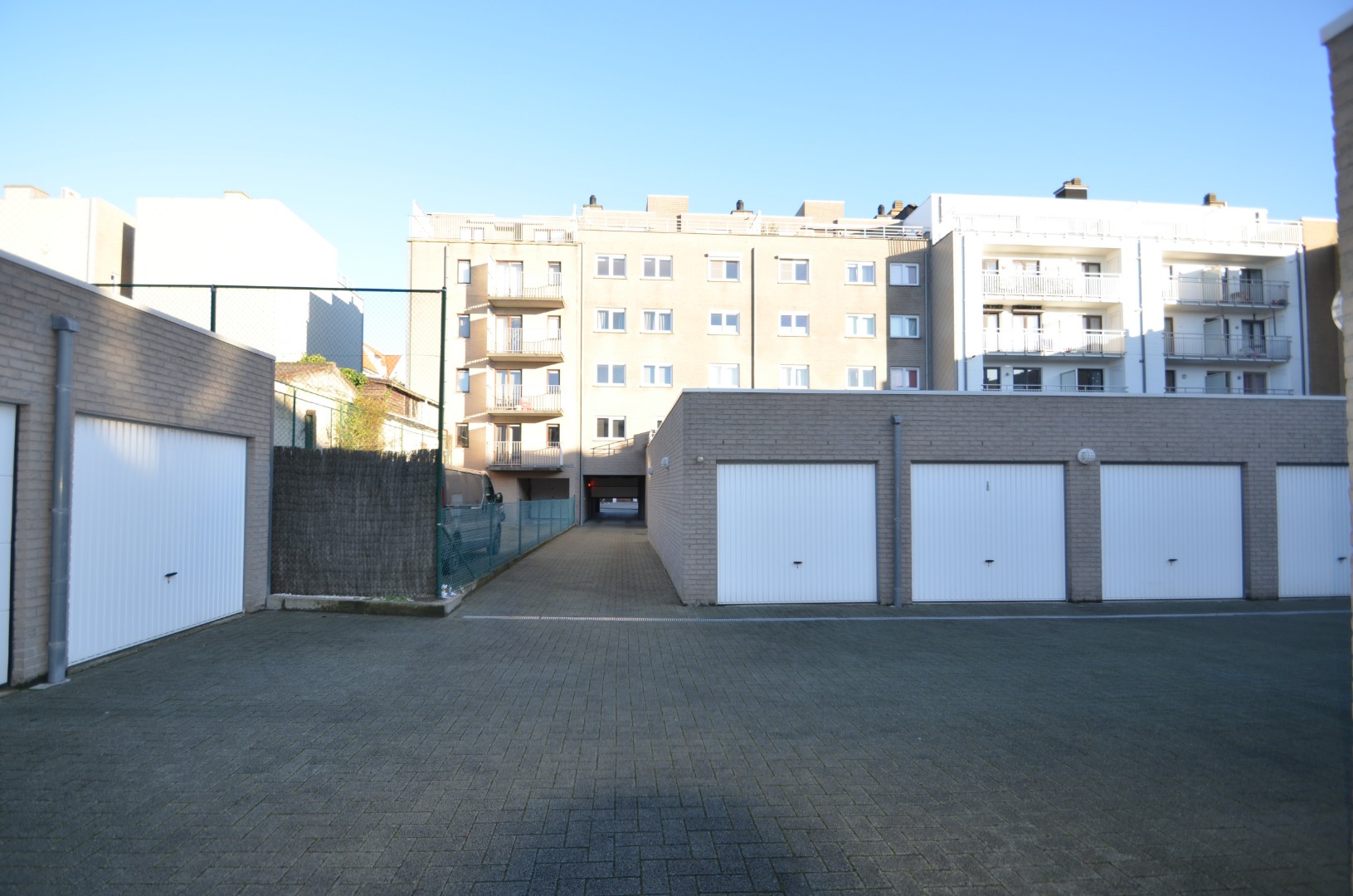 Vlot inrijdbare garagebox op het gelijkvloers - foto 4