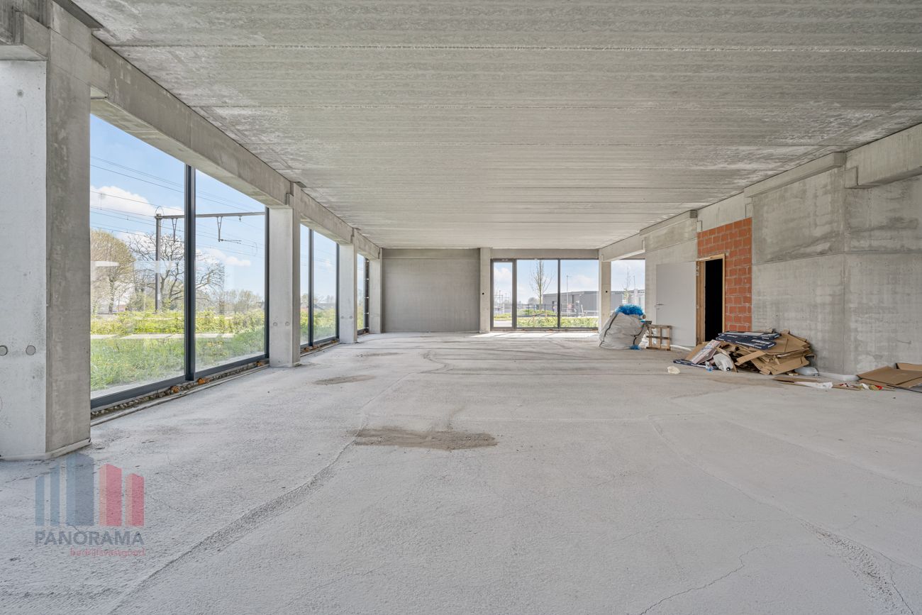 309 m² nieuwbouw kantoren te huur - photo 5