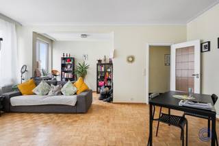 Informatie appartementDit hippe 1-slpk appartement is gelegen op de 6de verdieping in een statig gebouw opt de Italiëlei! U komt binnen in een ruime...