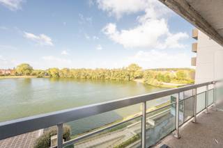 Aangename studio gelegen te Laguna Beach.Indeling: inkomhal, open keuken, badkamer met ligbad, woonkamer met toegang tot het terras.Prachtig zicht op...