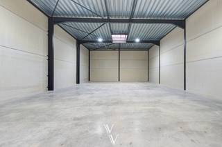 Commercial for rent in Ranst