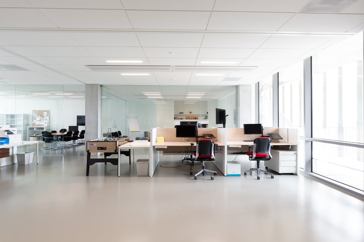 Exclusieve kantoorruimte op het Skyline Park Izegem - foto 3