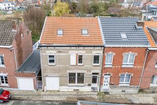 We Invest Liège et Sébastien vous proposent cette maison 3 chambres à rénover située à Alleur.Ce bien offre un beau potentiel pour celles et ceux qui...