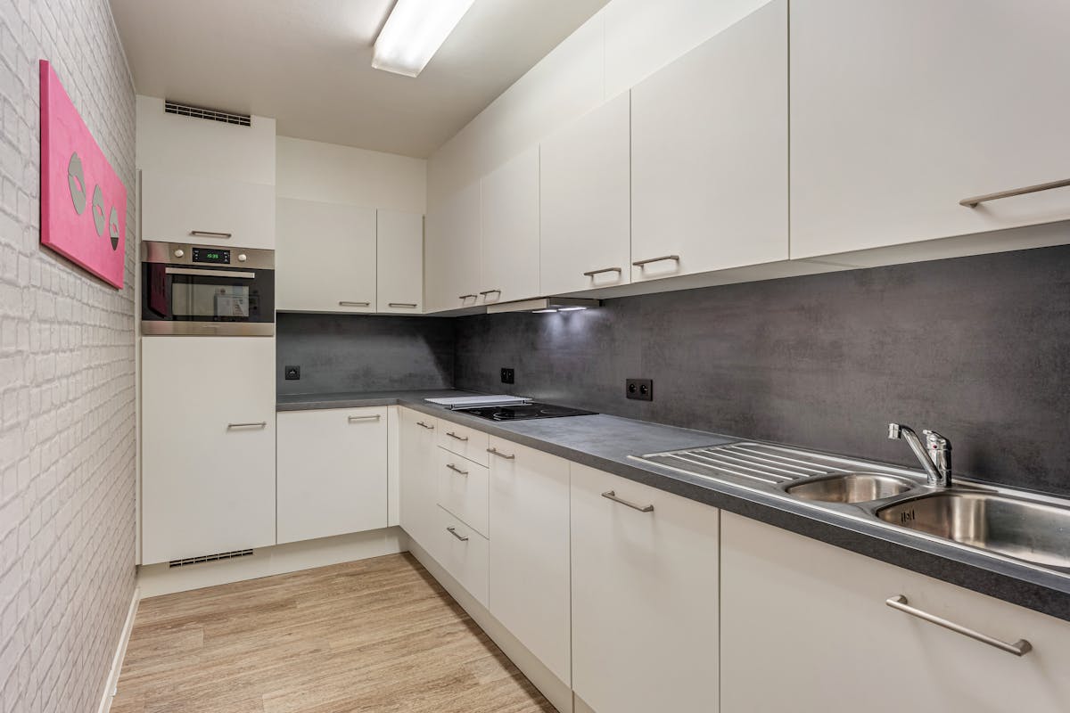 Appartement confortable de 2 chambres avec parking à Hasselt - photo 4