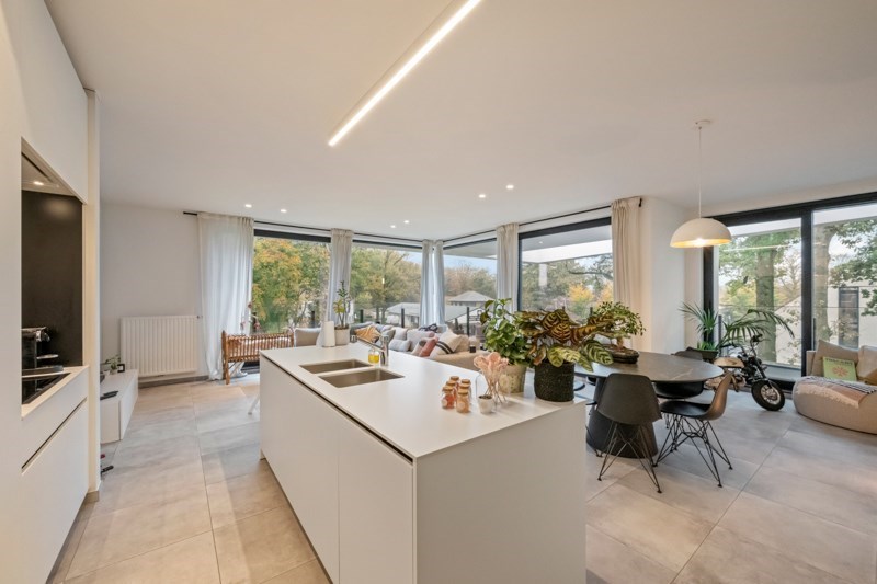Recent gebouwd appartement met groot terras en garagebox in Varsenare te huur. - foto 3