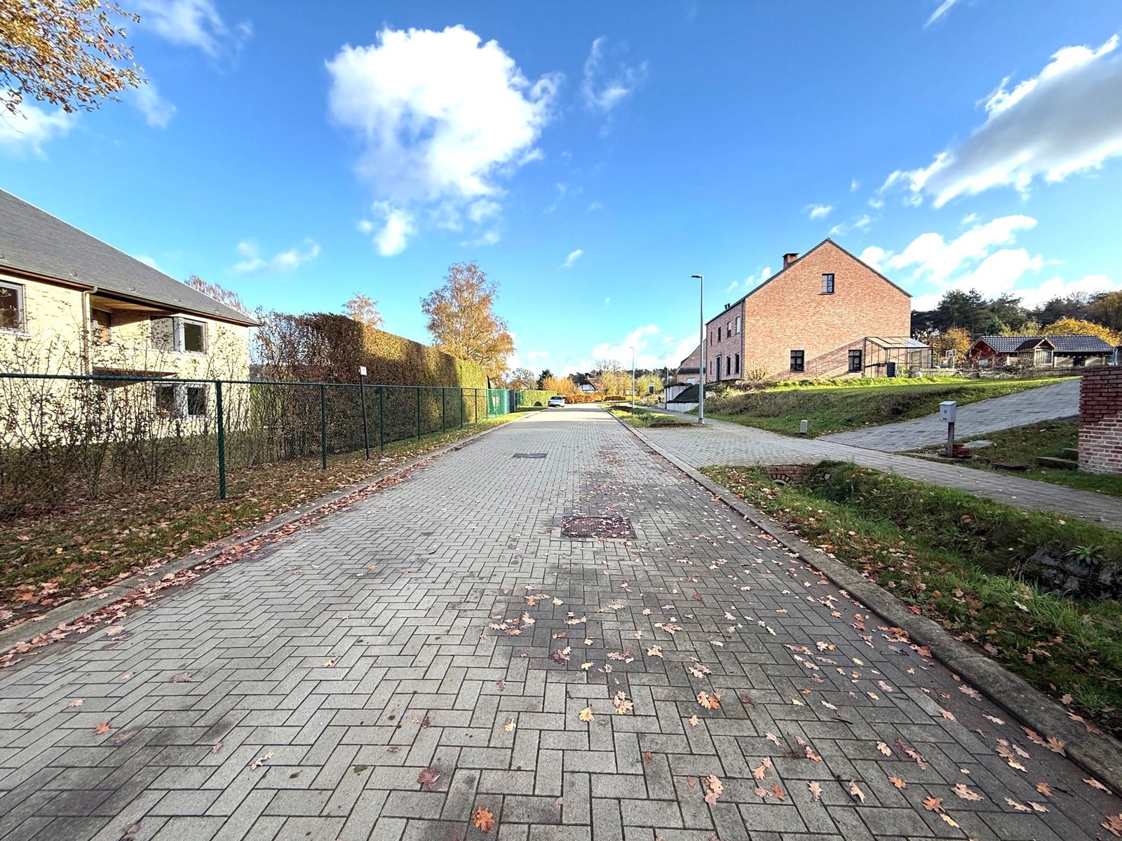 Bouwgrond voor open bebouwing. - foto 4